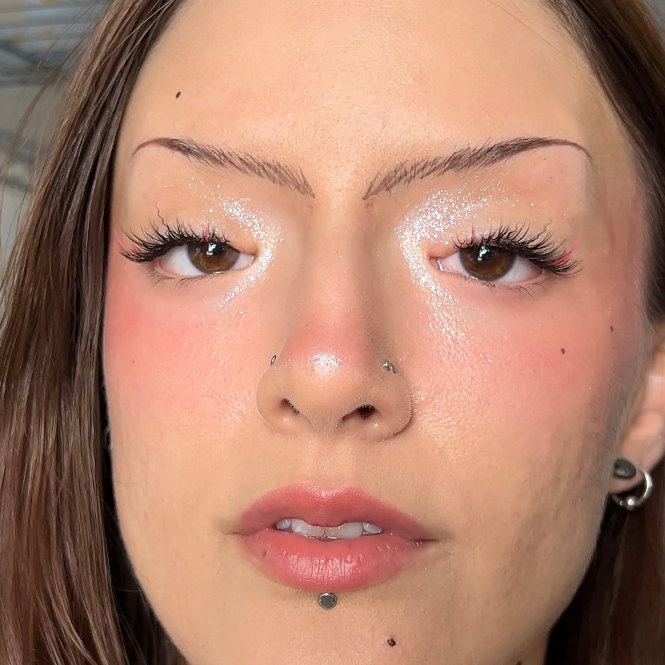 Wavy Lashes