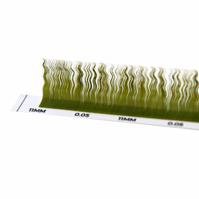 Wavy Lashes